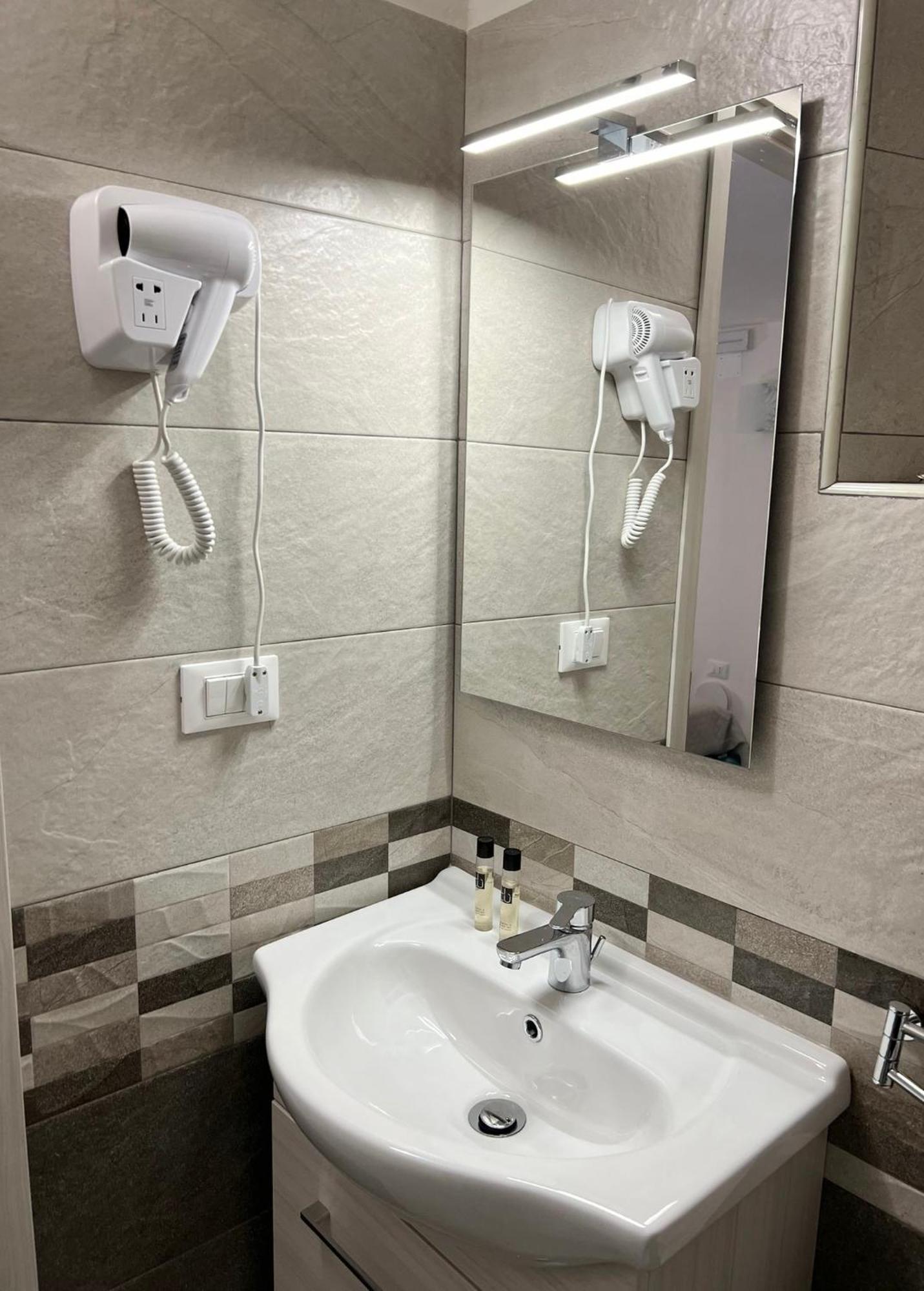 Costa Degli Dei Rooms Pizzo  Ngoại thất bức ảnh